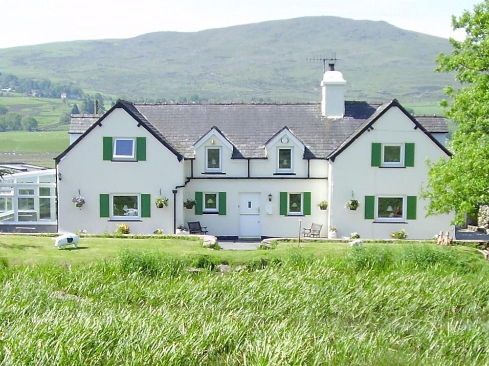 Llwyn Onn Guest House, North Wales Pentrefoelas Luaran gambar